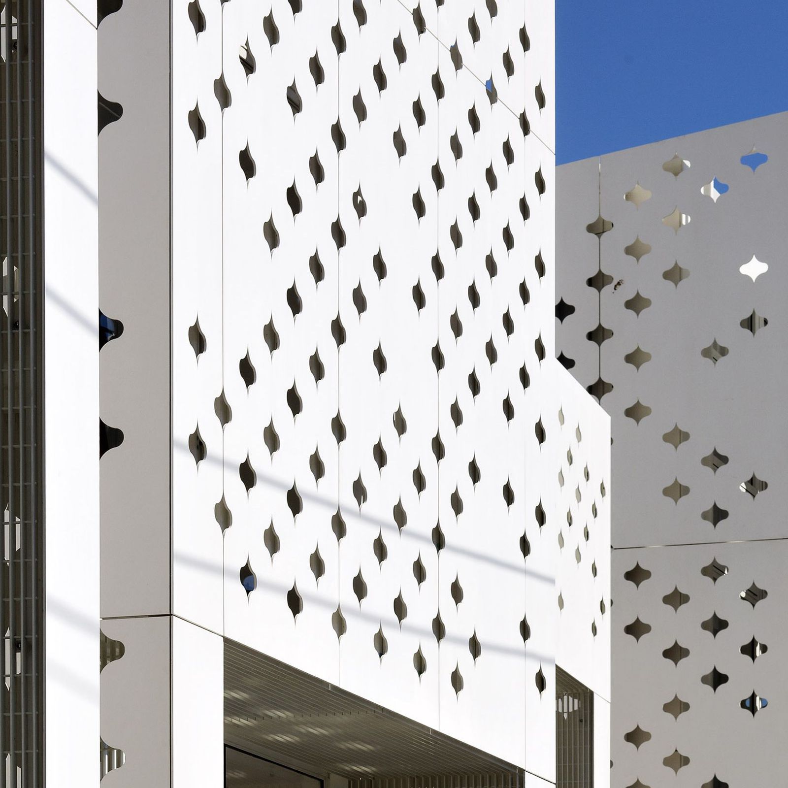 Mackelvie Street Retail